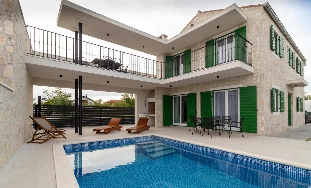 Villa Pietra Lucente Privlaka