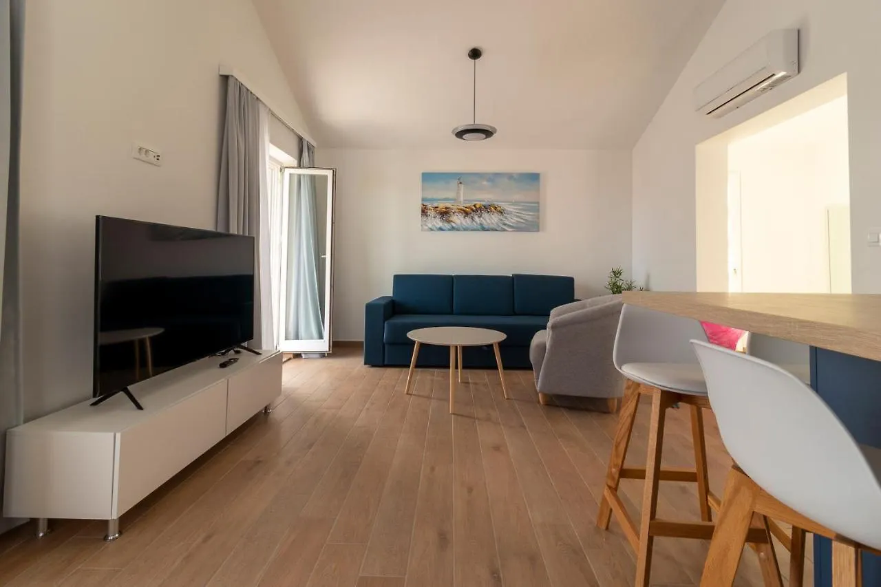 Villa Pietra Lucente Privlaka  Croatia